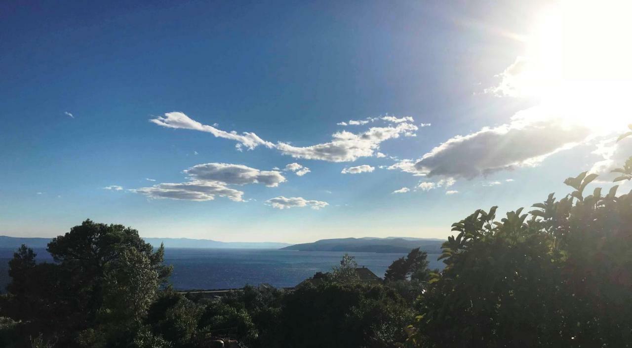 Luxury Nikolina Sea&city View Apartman
