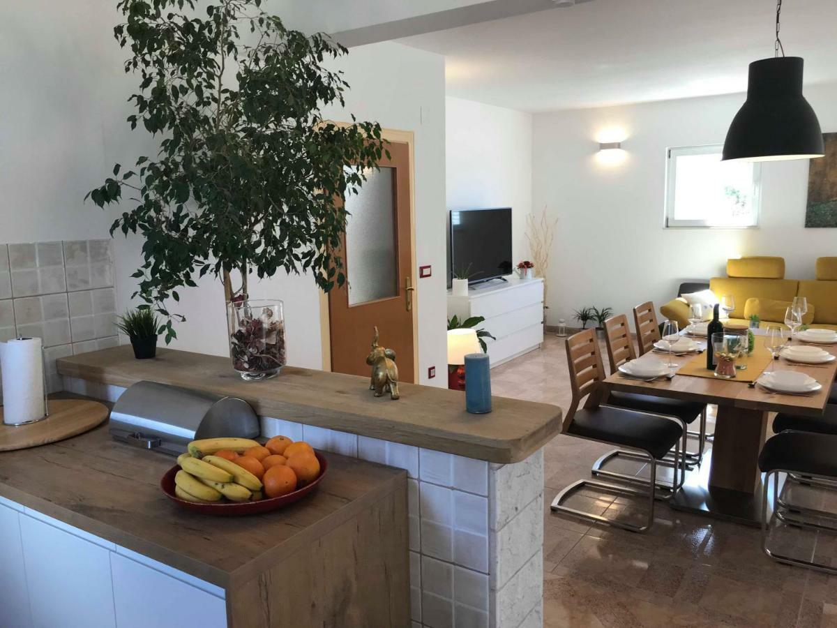 Luxury Nikolina Sea&city View Apartman Makarska