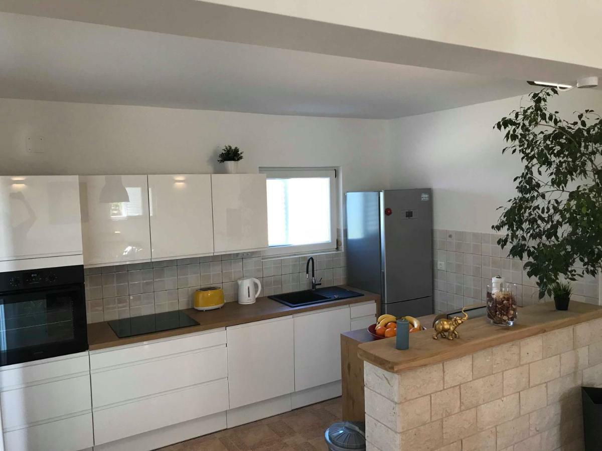 Apartment Luxury Nikolina Sea&city View