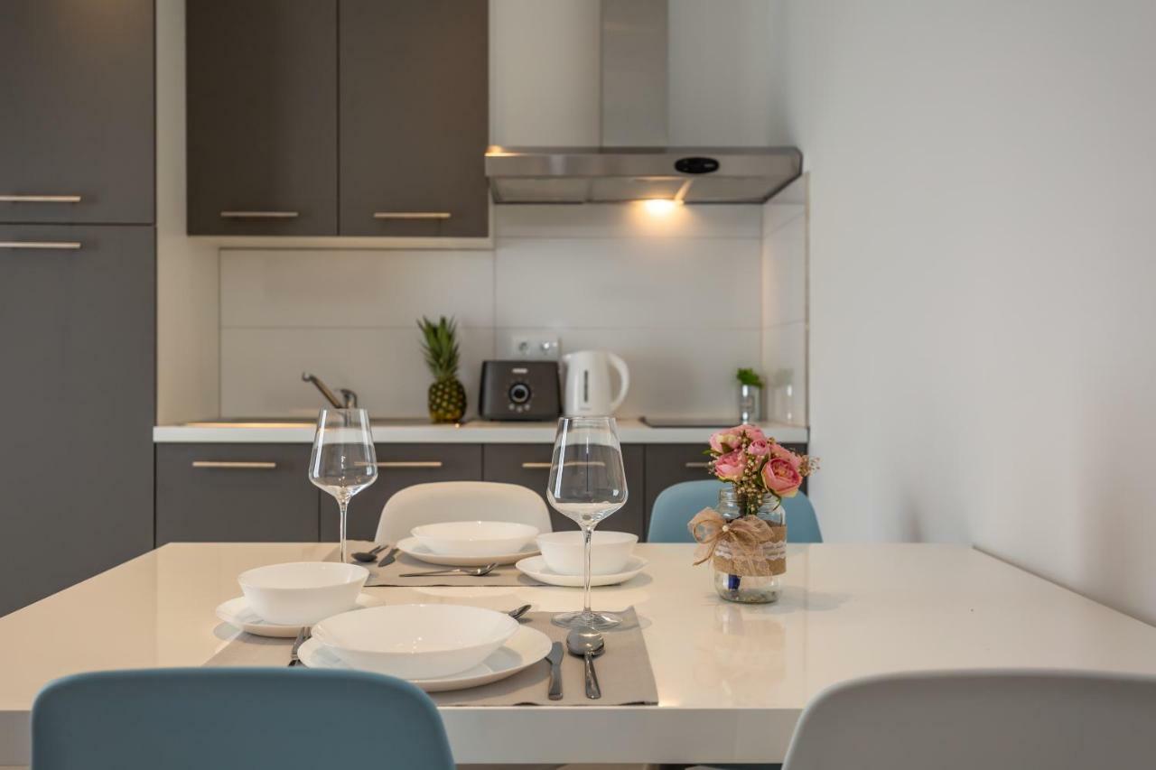 Apartment Luxury Nikolina Sea&city View