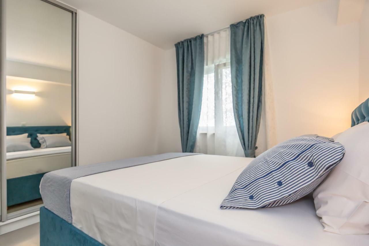 Apartment Luxury Nikolina Sea&city View *